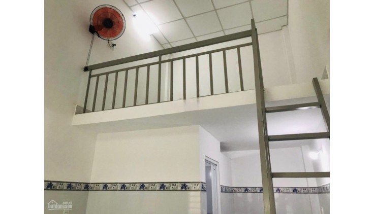 Bán Căn hộ dịch vụ, ngay Quang Trung, quận 9, 143m2, cho thuê 25 Triệu/tháng, LH 0915128329